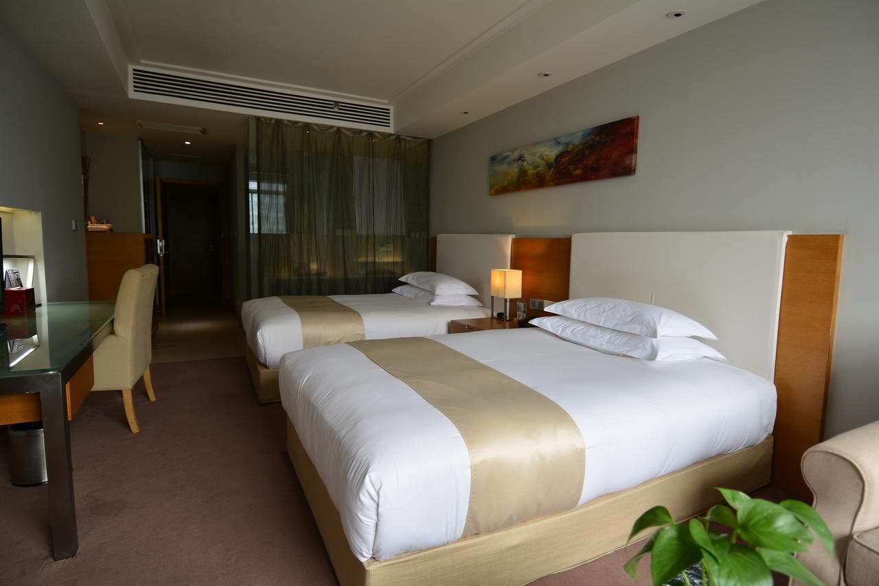 Tang'S Hotel 창더 외부 사진